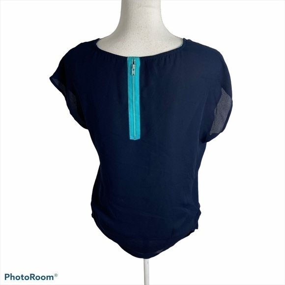 Maurices Zipper Back Ruched Side Navy Blue Top Medium - Picture 2 of 5